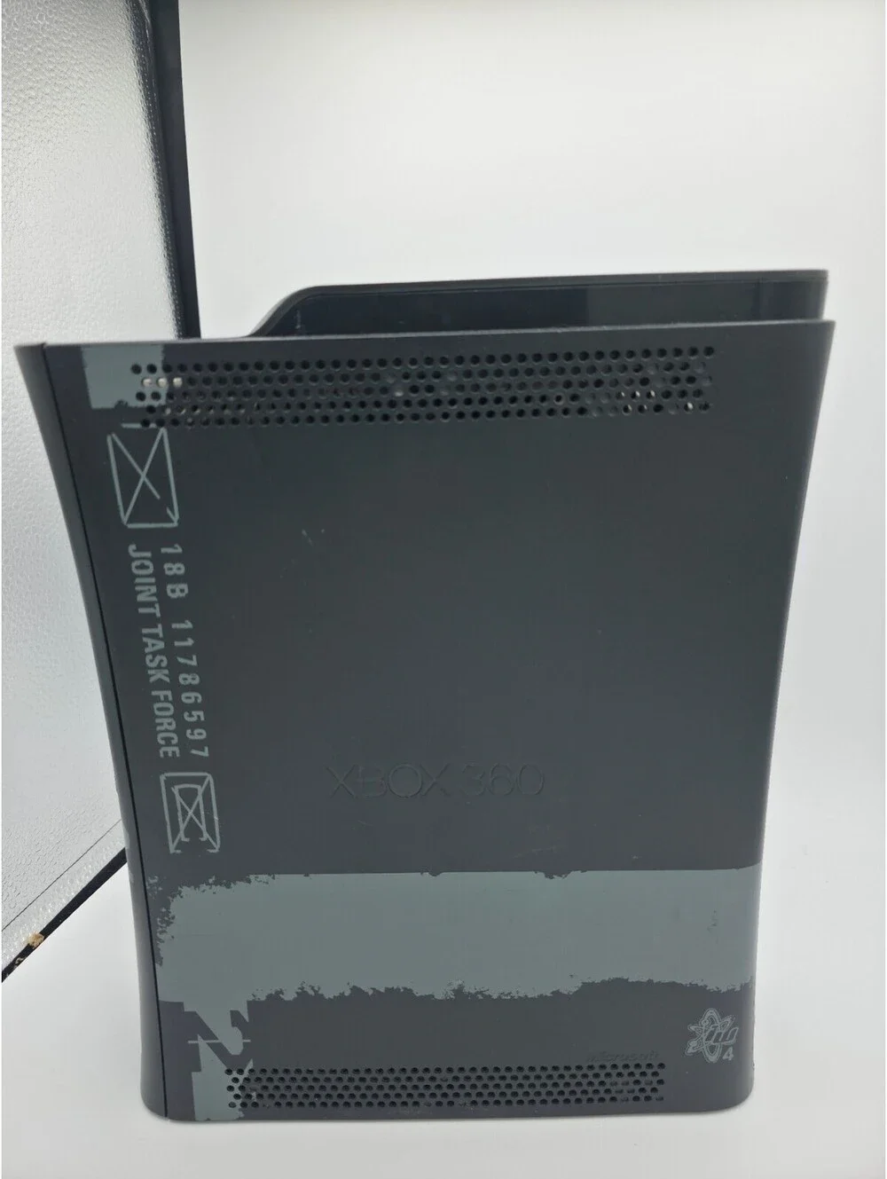 Xbox 360 Console Modern Warfare 2 Limited Edition 250GB